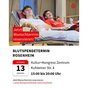 Das Plakat bewirbt eine Blutspendeaktion. Im oberen Bereich ist eine Illustration von zwei Personen an einem Tisch zu sehen, die eine Blutspende-Situation darstellt. Darunter steht in großen roten Buchstaben der Titel „BLUT SPENDEN“. Im unteren Bereich werden die Veranstaltungsinformationen genannt. Erkennbar sind das Datum 13. Oktober sowie weitere Angaben zu Ort und Uhrzeit der Blutspendeaktion. Das Plakat ist überwiegend in den Farben Rot, Weiß und Grau gestaltet und weist mit dem Blutstropfen-Symbol eindeutig auf das Thema Blutspende hin.